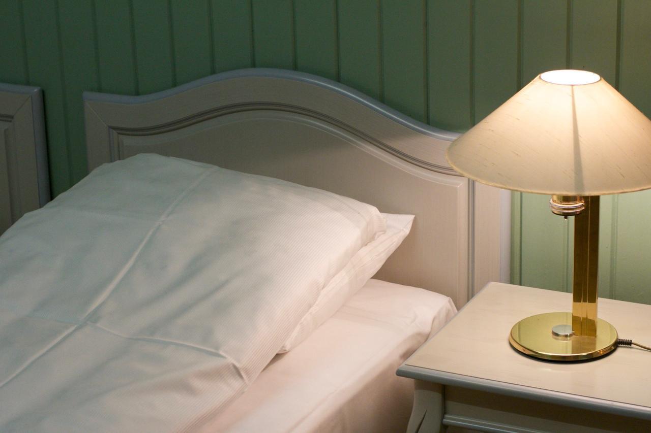 Frya Leir Hostel Buitenkant foto