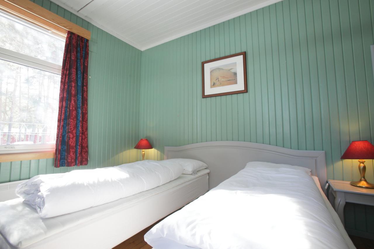Frya Leir Hostel Buitenkant foto